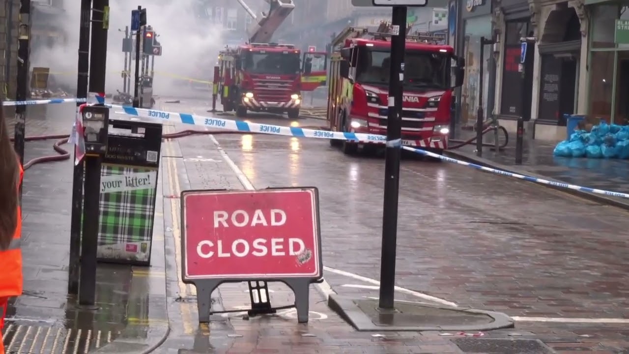 Scottish Fire & rescue on scene of a major fire in glasgows union street #scottishfire&rescueservice