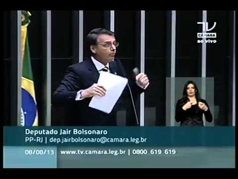 Dep. Jair Bolsonaro (PP-RJ) faz duras críticas ao programa 'Mais Médicos' do governo federal