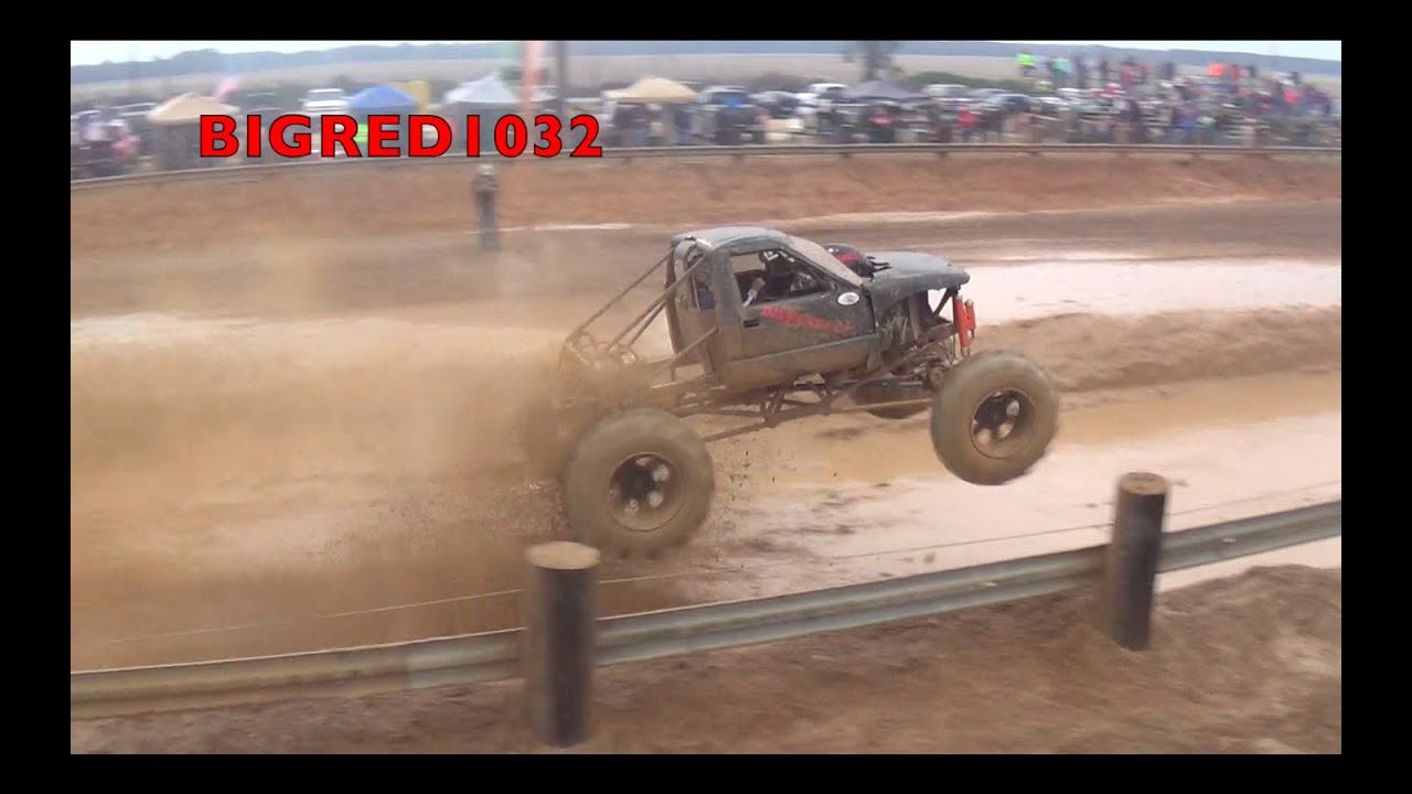 DISRESPECT hammers down at Twittys mud bog
