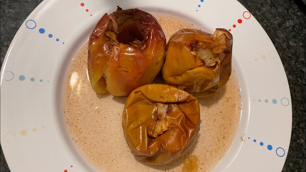 Mere coapte cu scorțișoară. Cea mai simplă și gustoasă rețetă cu mere