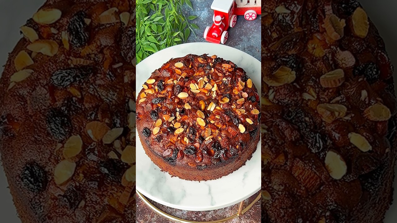 Trending Eggless Christmas Cake Recipe |Plum Cake |Christmas Cake #shorts #christmas