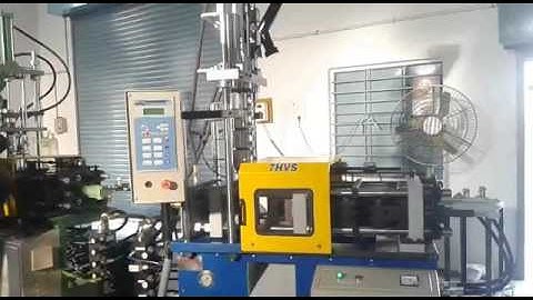 TEXSHINE PLASTIC HYDRAULIC  vertical screw type injection moulding machine video