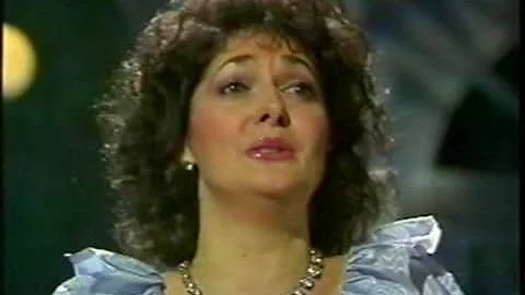 Marie McLaughlin -  Rusalka -  Song to the Moon, S...