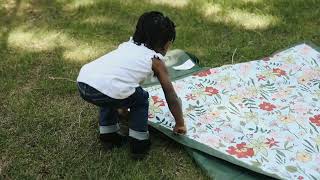 Outdoor Blanket - Primrose Patch