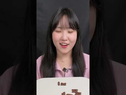 과자로 만든 물건 전부 사주는 게임 ㅋㅋㅋ thumbnail