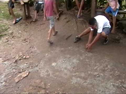 Juego de canicas Santa Lucia de Upala Costa Rica
