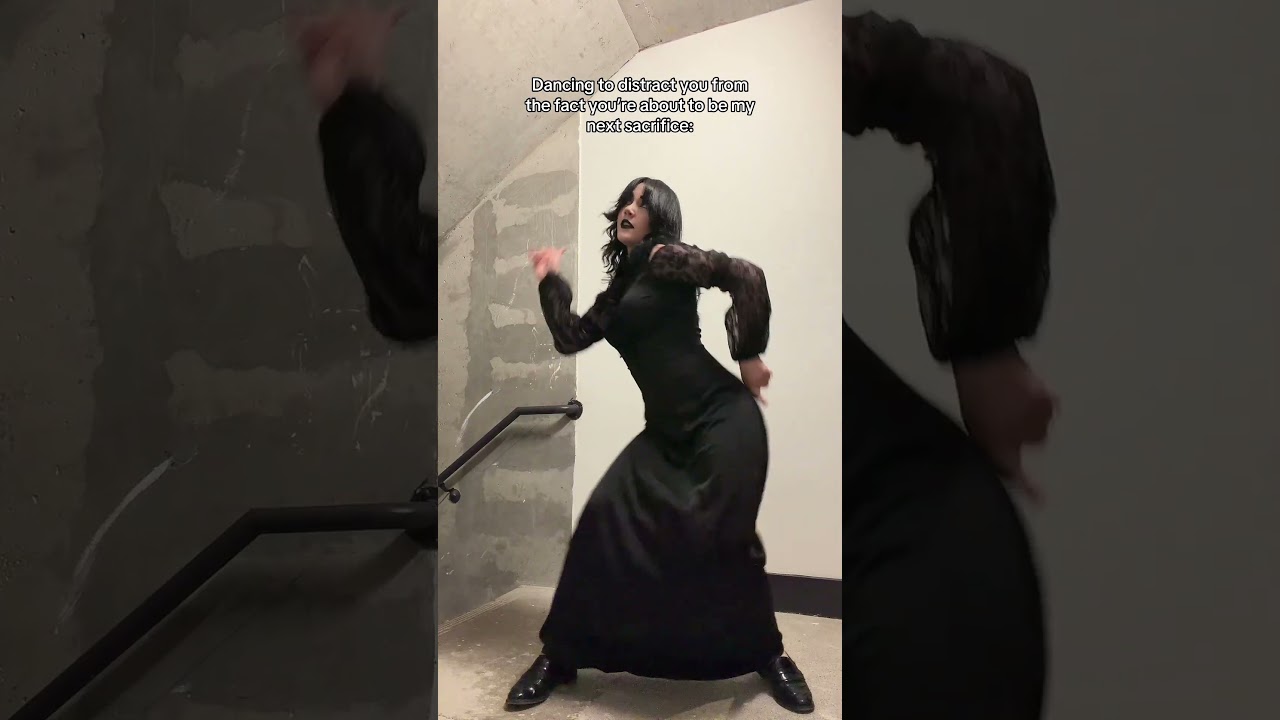 POV: You’re Getting Sacrificed by the Goth Girl😋 #dance #goth #gothgirl #gothic #gothicgirl #real