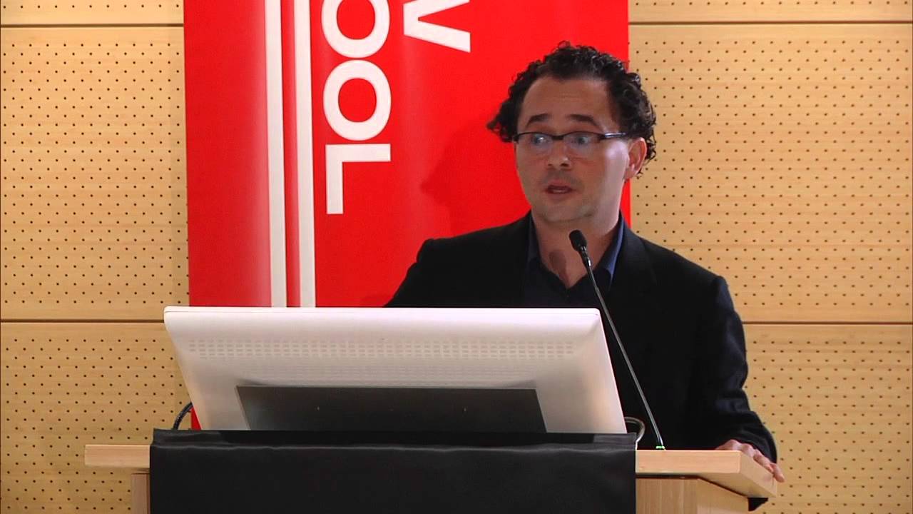 alumni hoy New School Minute: Paulo Dos Santos | The (real) Money Problem