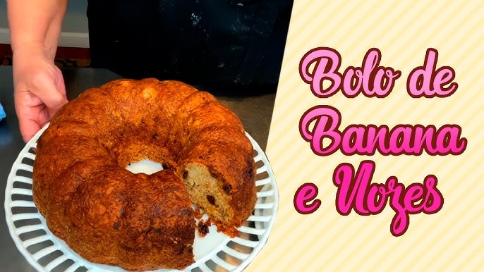 Bolo de Banana com Chocolate e Nozes - C K N J