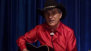 Le Chanteur Solitaire :   Raymond Boudreau