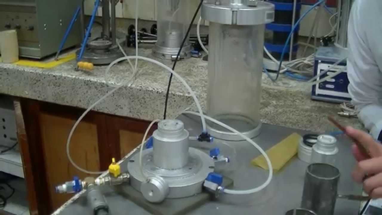 PRÁCTICA N.12 ENSAYO TRIAXIAL