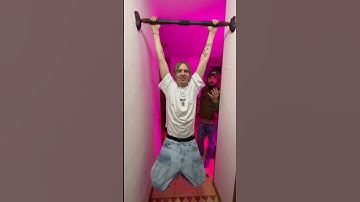 MAYOT подтягивается на турнике