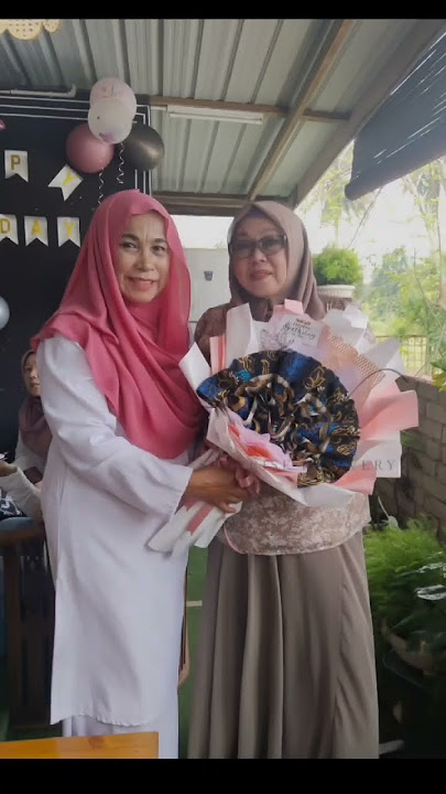 #shortsvideoyoutube #shortvideo #kainbatik #gift #happybirthday #surprisebirthday #florist