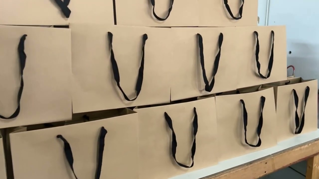 Luxury Custom Printed Paper Bags with Twill Ribbon Handles