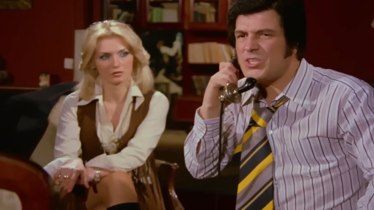 İş üstündeyken karısı arıyor sonra olanlar oluyor | Restorasyonlu Yeşilçam Filmi