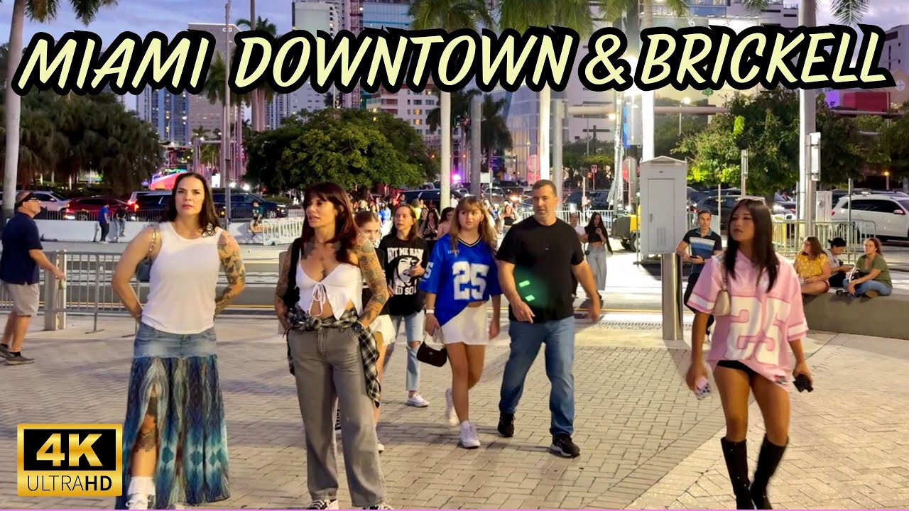 🇺🇸 Miami Downtown Night Walk | Billie Eilish Concert Crowd, Bayside & Brickell Vibes 🎃🌃