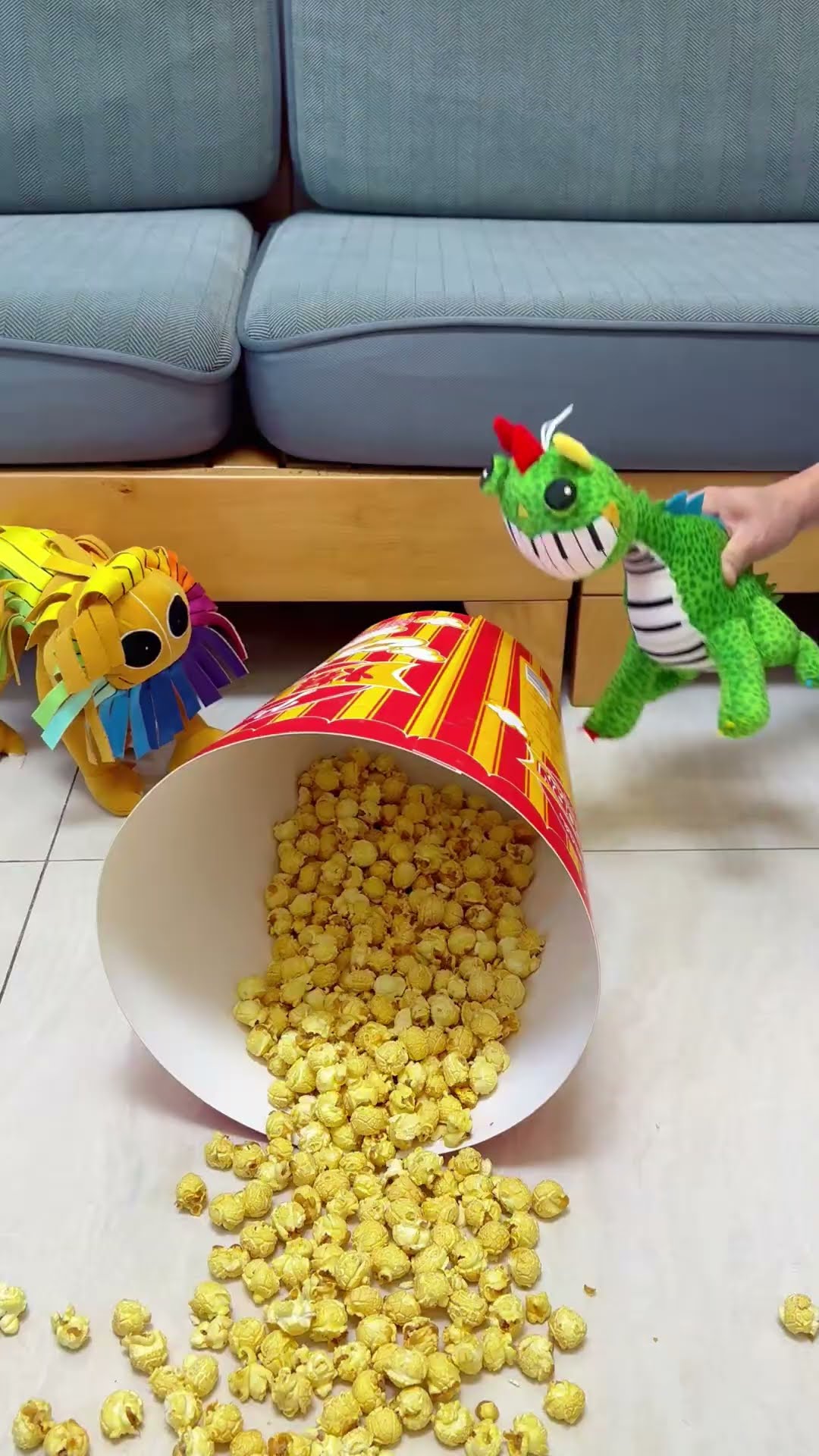 no my popcorn!!