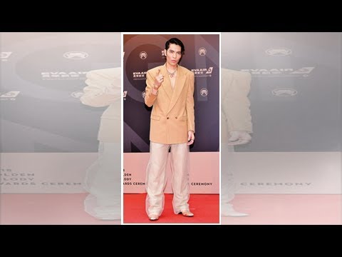 金曲戰袍遭酸像同性戀又娘 蕭敬騰怒告李文公然侮辱