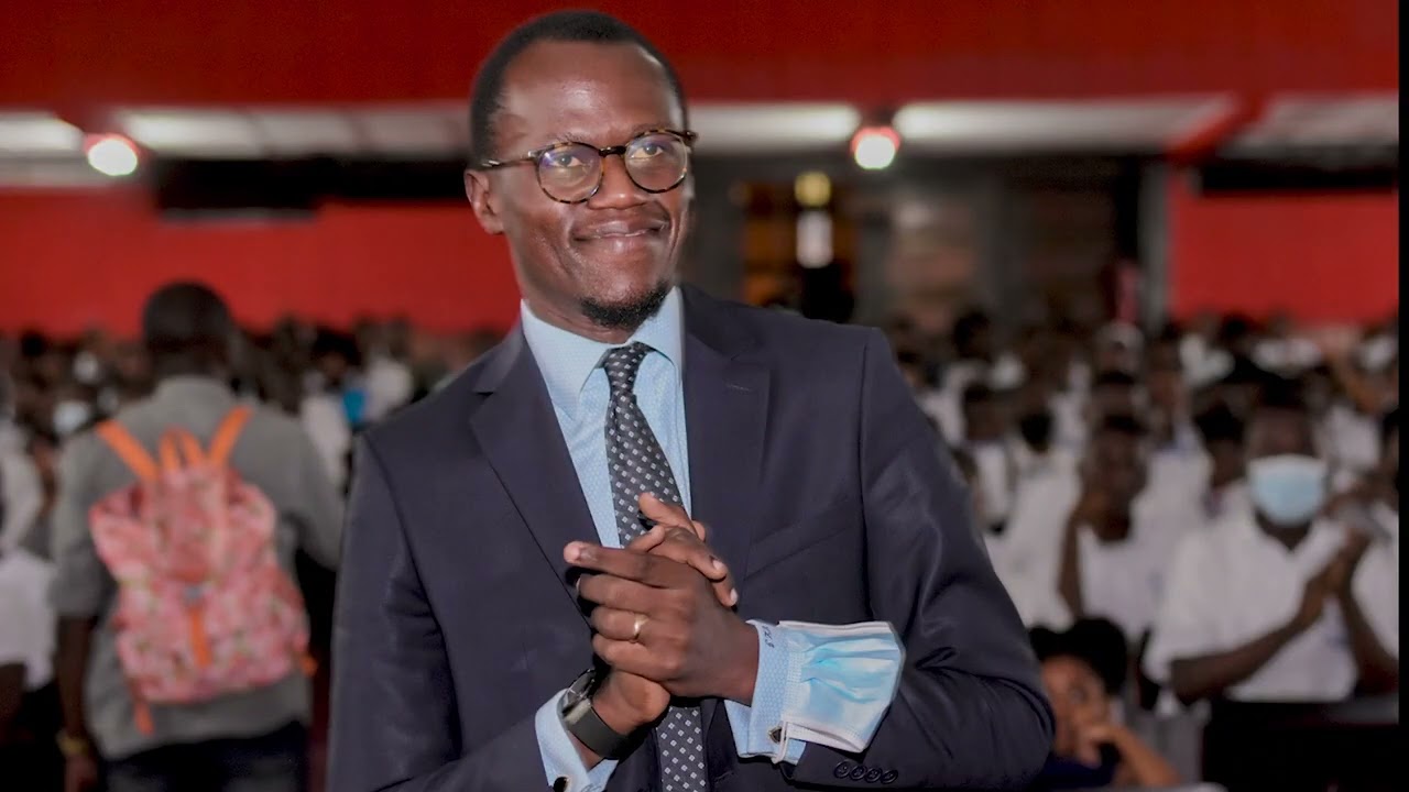 Finale de la 1ère édition du concours les #DÉBATTEURS à #kinshasa organisé par la FDSF_ASBL & CCB