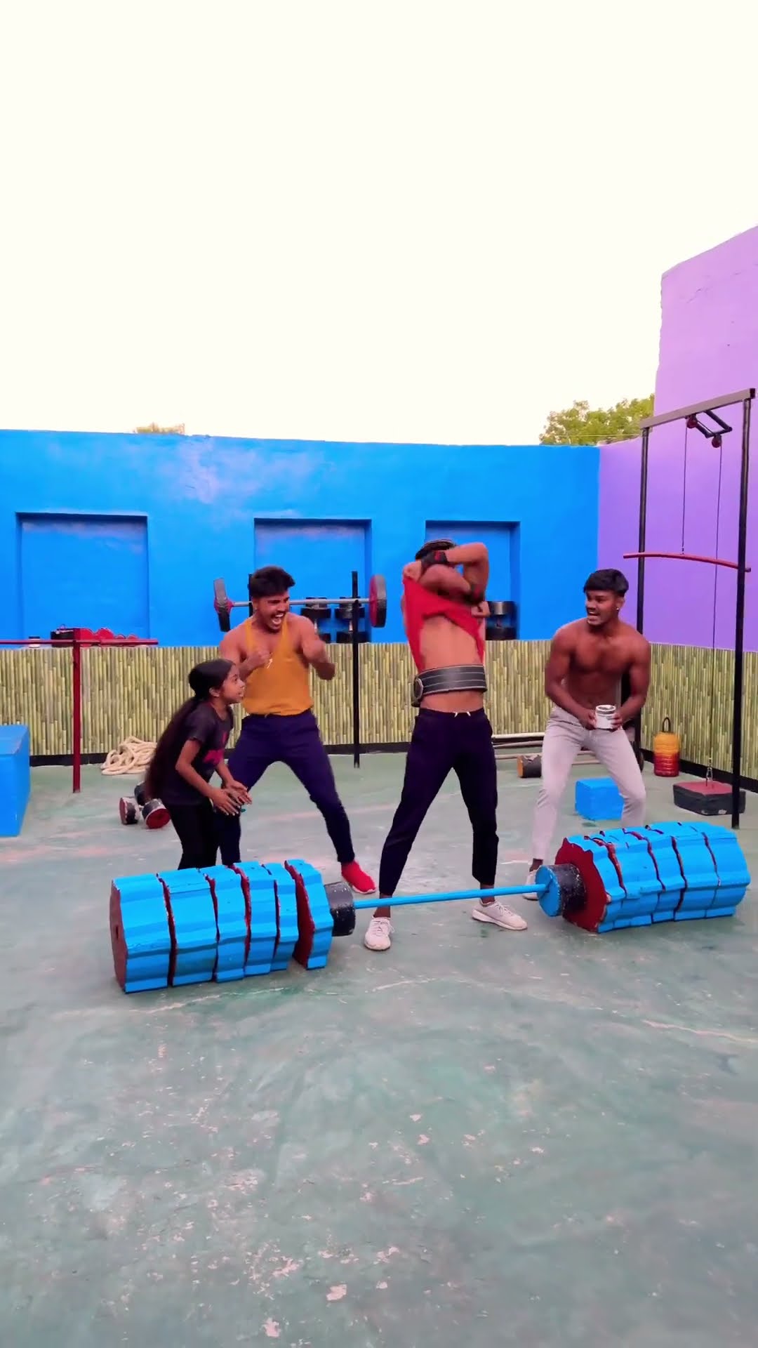 500KG utha dala ??? #youtubeshorts #shortvideo #funny