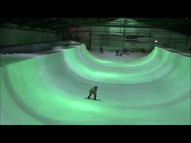 強化チーム ハーフパイプ練習風景・・・  スノーボード・スキーの学校JWSC動画:784
