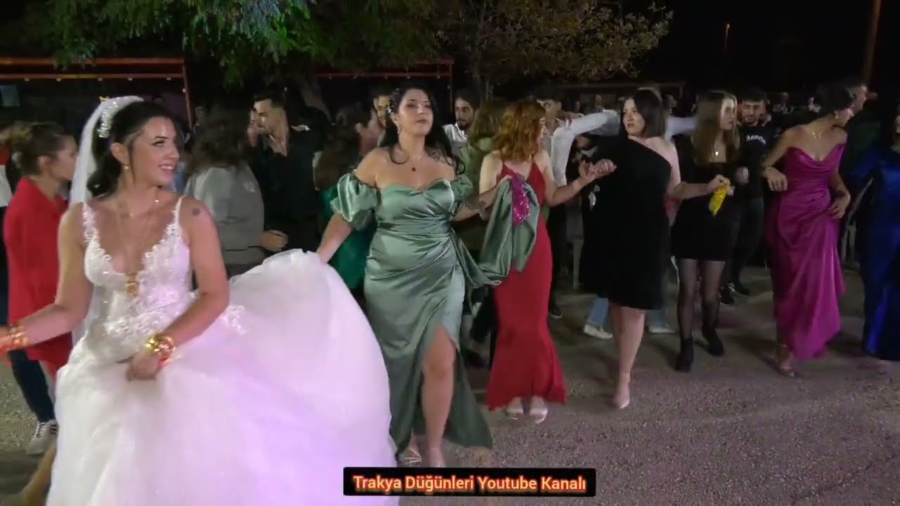 🎹Hasanım Müzik Çalıyor Yenice Gençleri Döktürüyor 📽 Keşan Studyo Moda Katkılarıyla ✅️