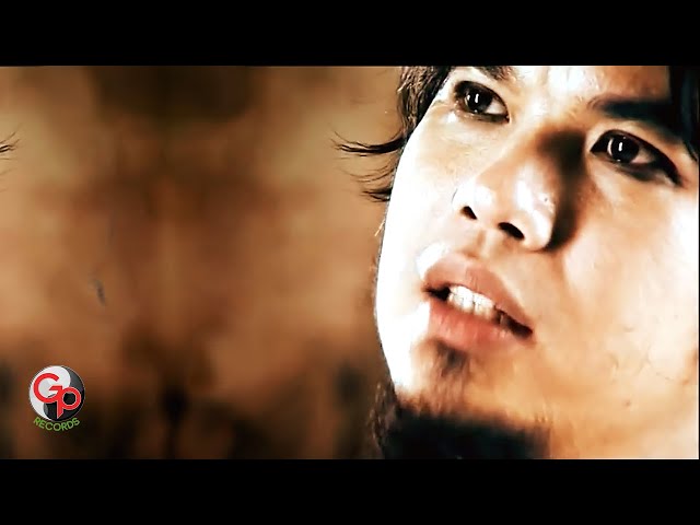 The Rock - Kamu Kamulah Surgaku (Official Music Video) class=