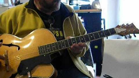 Vintage Jazz Archtop Guitar