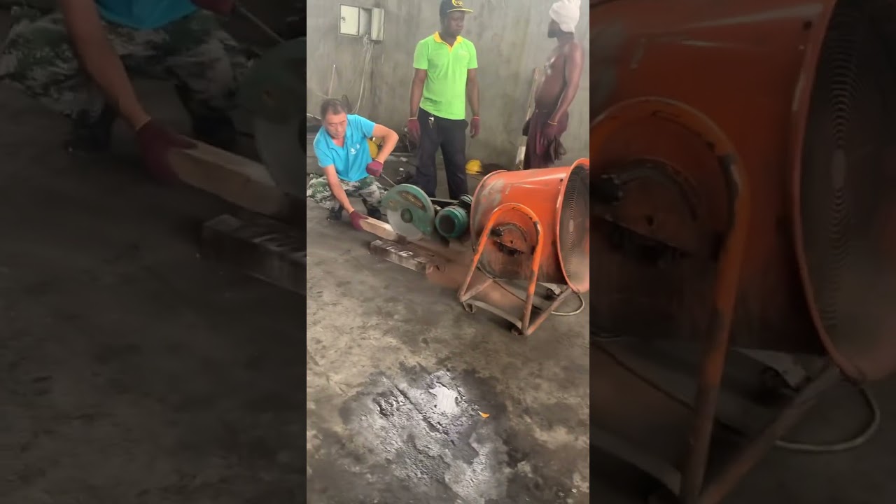 Technologia 😂😂 #funny #comdeymemes #viral #viralshorts #shortvideo #shorts #youtube #explore