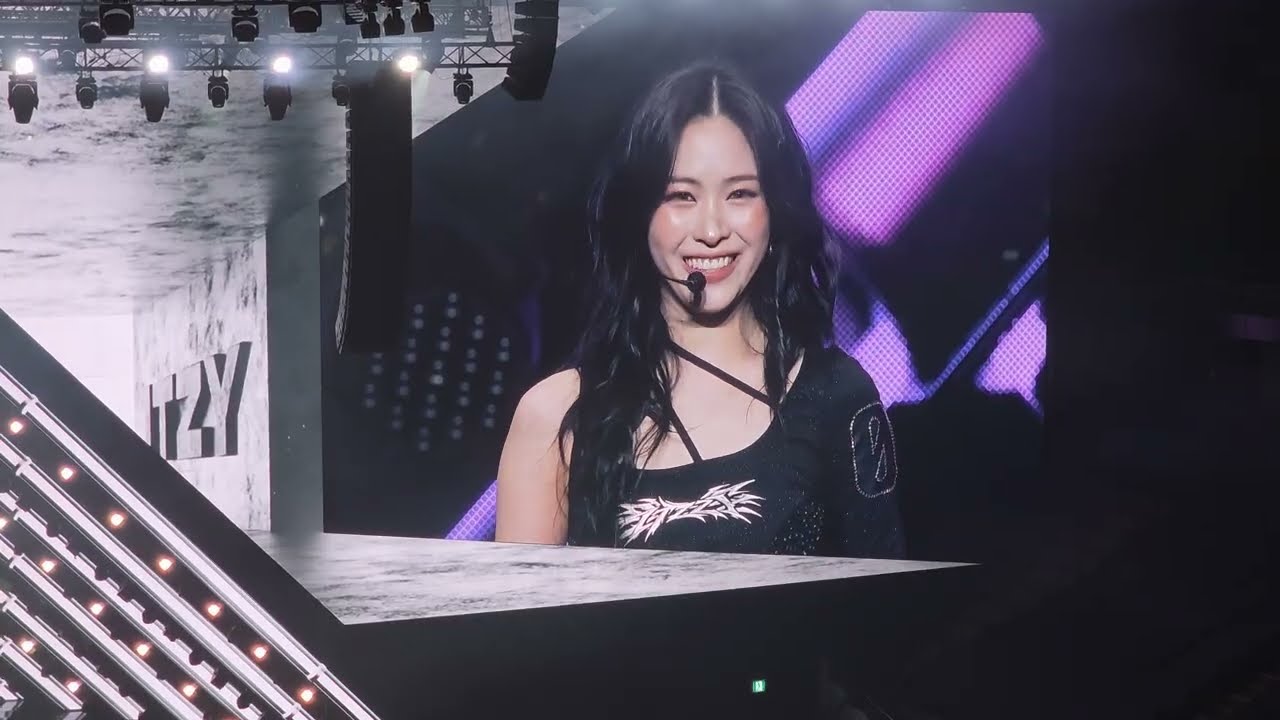 20260215 ITZY World Tour 