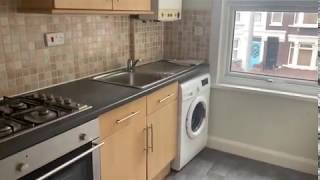 TO LET - 1 BEDROOM - FIRST FLOOR SPLIT LEVEL MAISONETTE FLAT - Chingford Road, Walthamstow