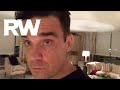 Robbie Williams  | Signing CDs