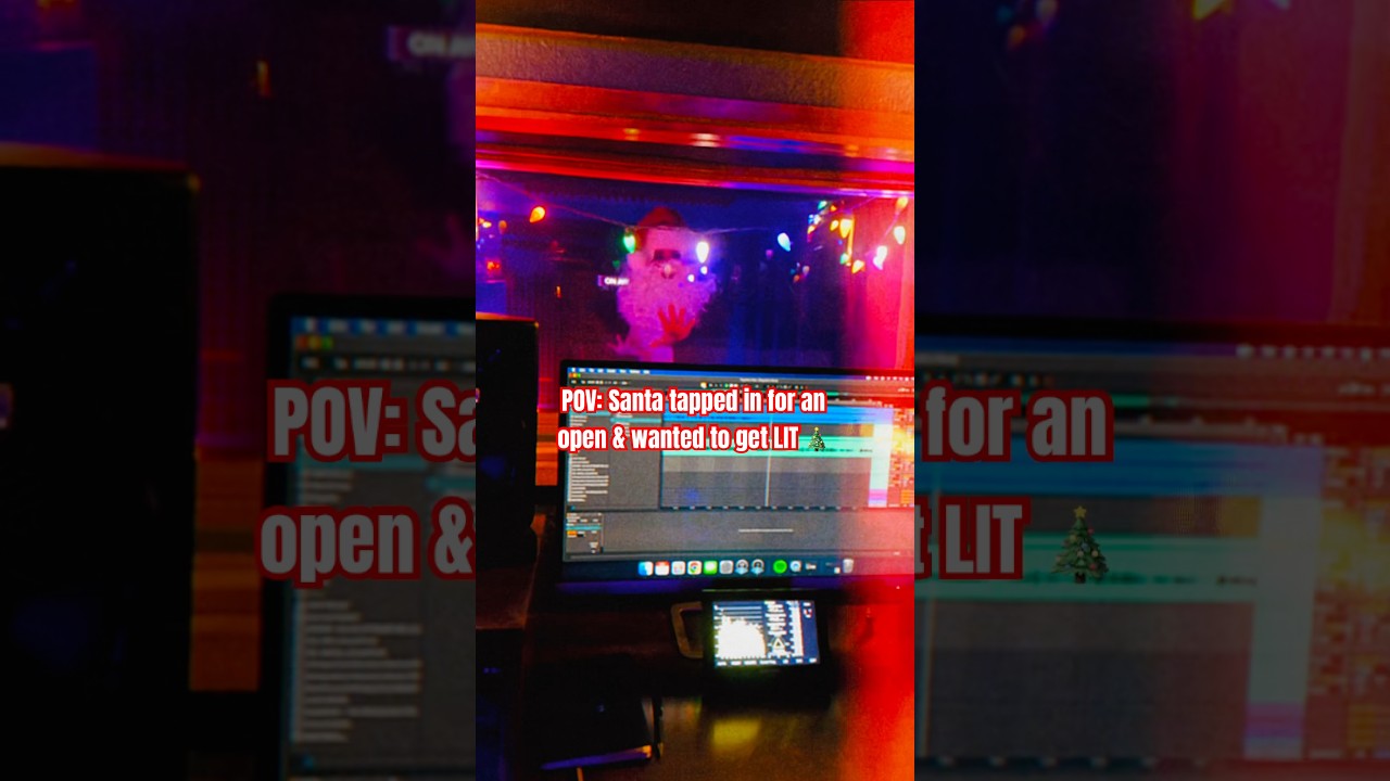 Santa got BARS 🎄😜💃🏻😮‍💨 