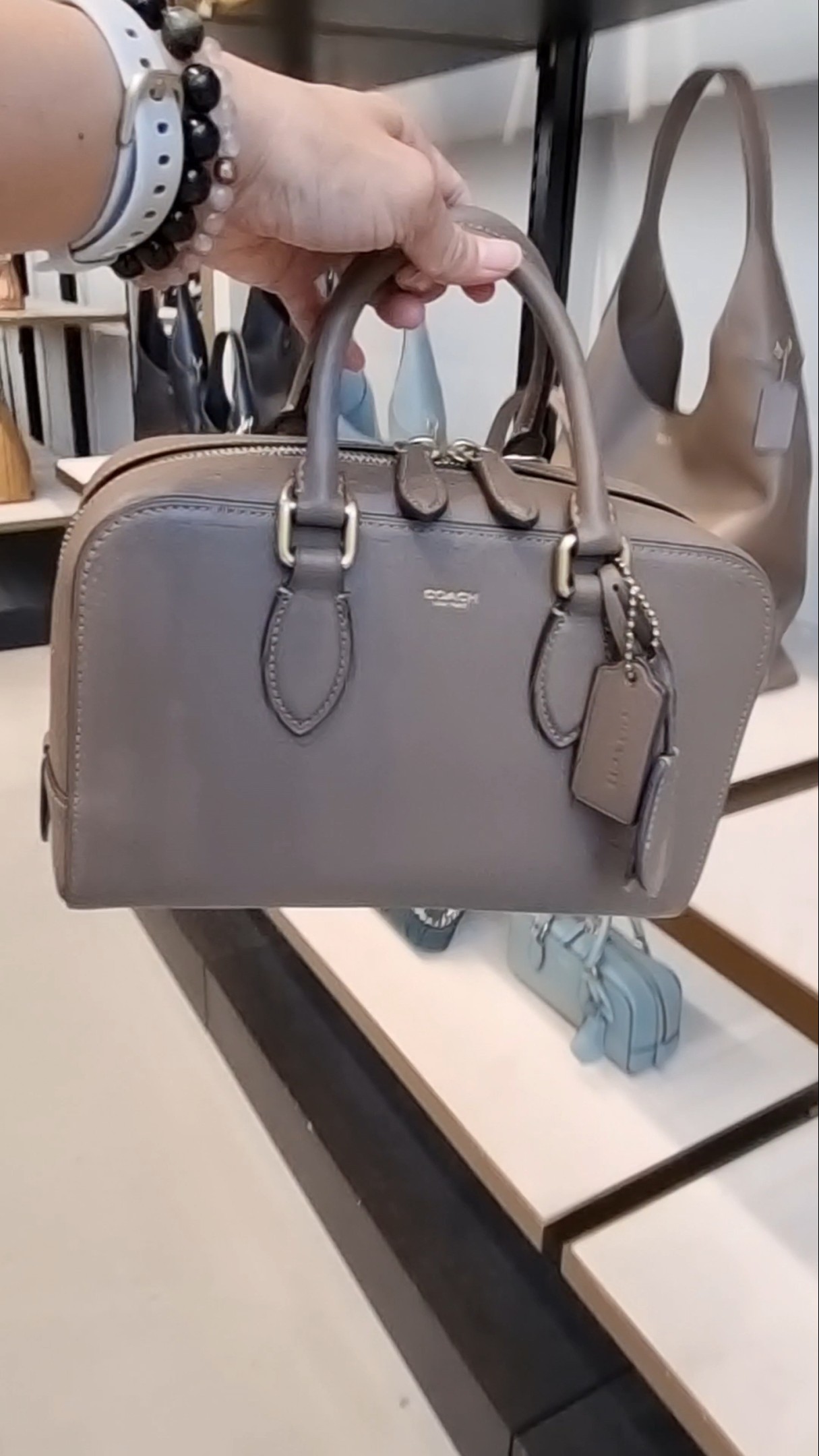 2kids♡mama　COACH メッセンジャーBOWERY XBODY 2kids♡mama様専用 COACH メッセンジャーBOWERY XBODY - メルカリ