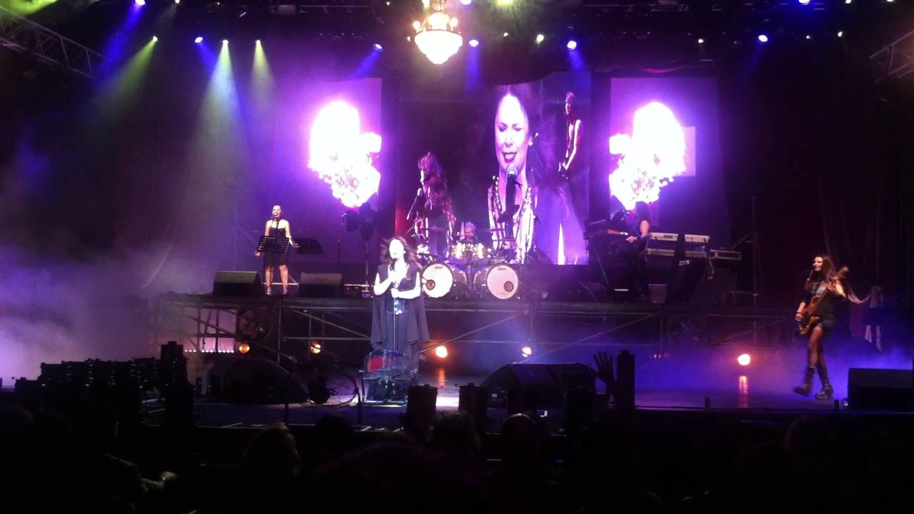 şebnem ferah - dilek taşı (harbiye açık hava sahnesi 2016 )