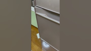 Thumbnail of 買ったばかりの冷蔵庫なのに…悲しすぎが修理してもらいました。結果設置が傾いていたらしい。