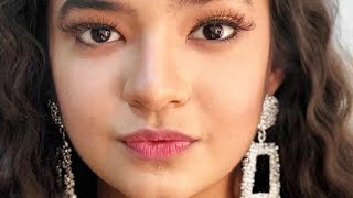 Anushka sen Lips closeup video screenshot 4