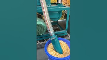 Upgraded self-priming pulverizer with a processing capacity of 2000-2500 kg/hour.#pulverizer