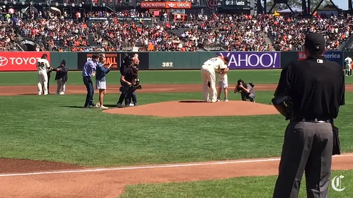Ryan Vogelsong Retires a Giant