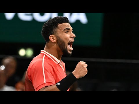 ATP HONG KONG - Coups de génie dans un combat intense : Comment Arthur Fils a écarté Hüsler
