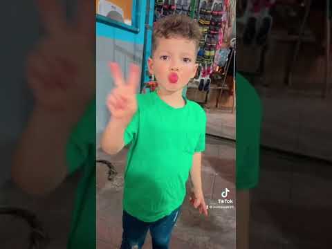 هات ايدك في ايديا