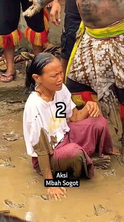 Kasian Banget Ibuknya #shorts #jaranan #viraltiktok #kudalumping #barongan #kesurupan #kerasukan