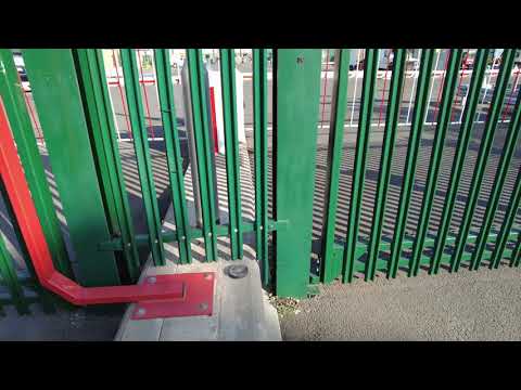 Audit | Western Power Distribution | Strange gate wire, thats all!