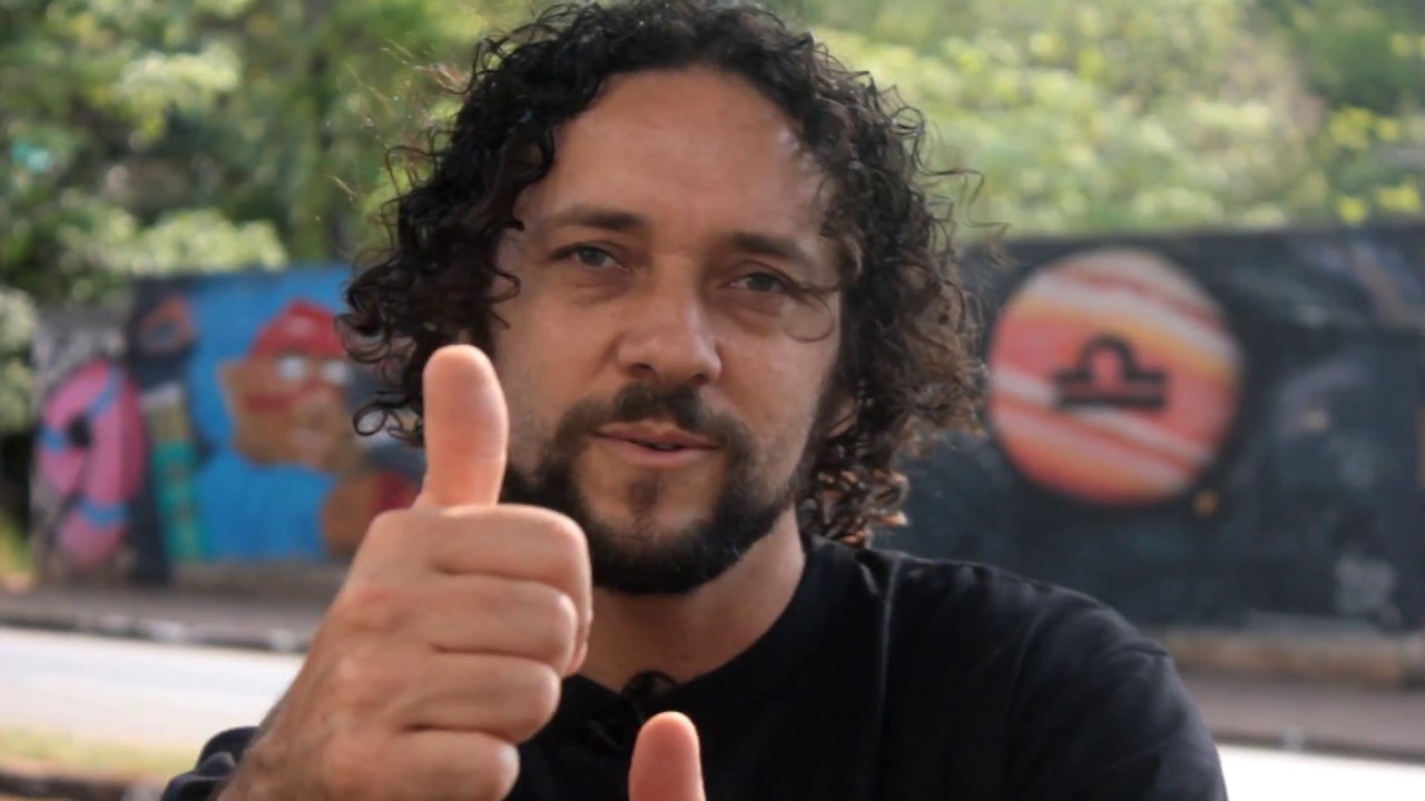 Trailer do Canal Max Delly