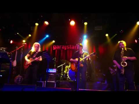Cahit Berkay -