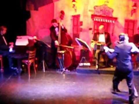 Gisela Seewald y Pablo Ruiz en El Viejo Almacen bailando "Boedo".AVI