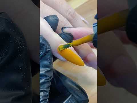 Sơn màu vàng mustard #nails #acrylicnails #nailvideos #nailart