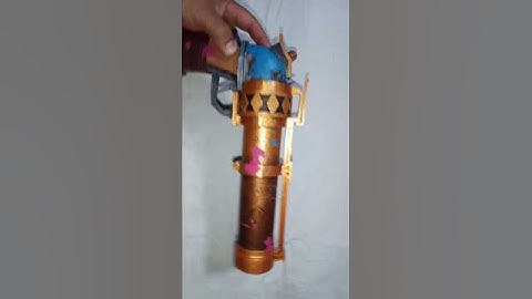 Making Jinx handgun from scrap #arcane #arcanejinx #jinx #leagueoflegends #jinxleagueoflegends