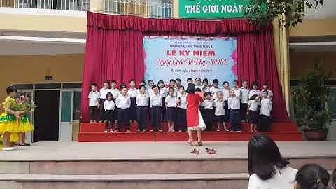 Bông hồng tặng cô