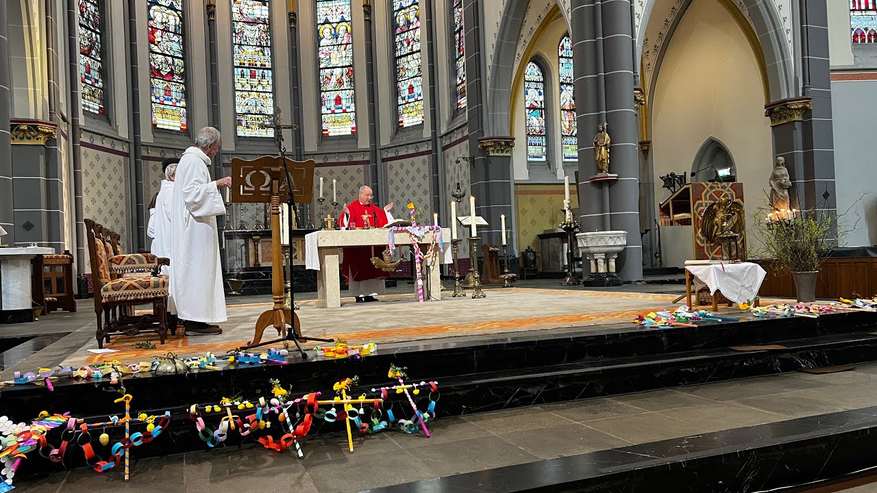 De dagen voor Pasen. 24/03/2024 - YouTube